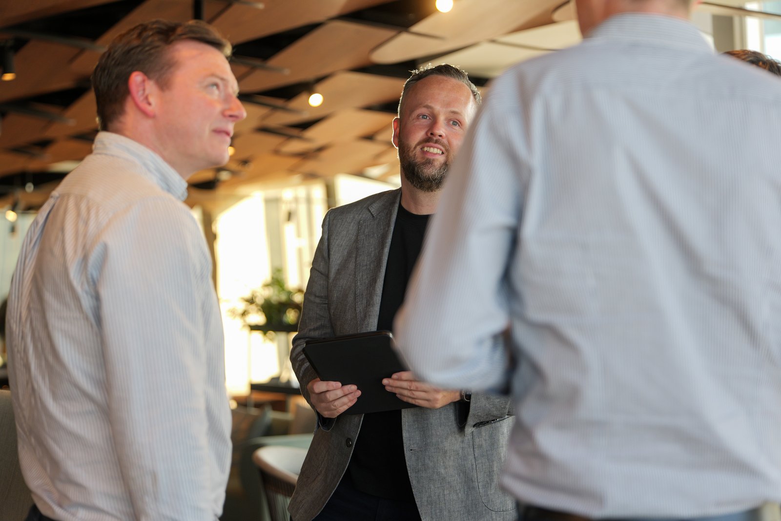 CloverConnect platform in action - IT leaders collaborating